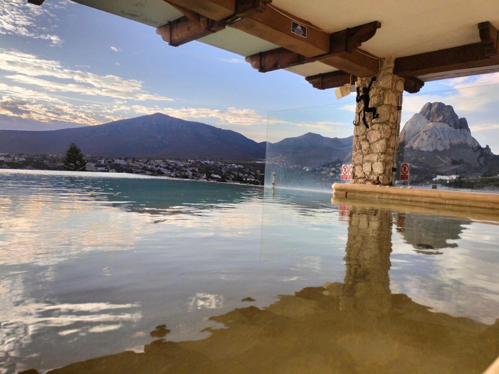 Hotel Peñasco By Ventanas Al Cielo *